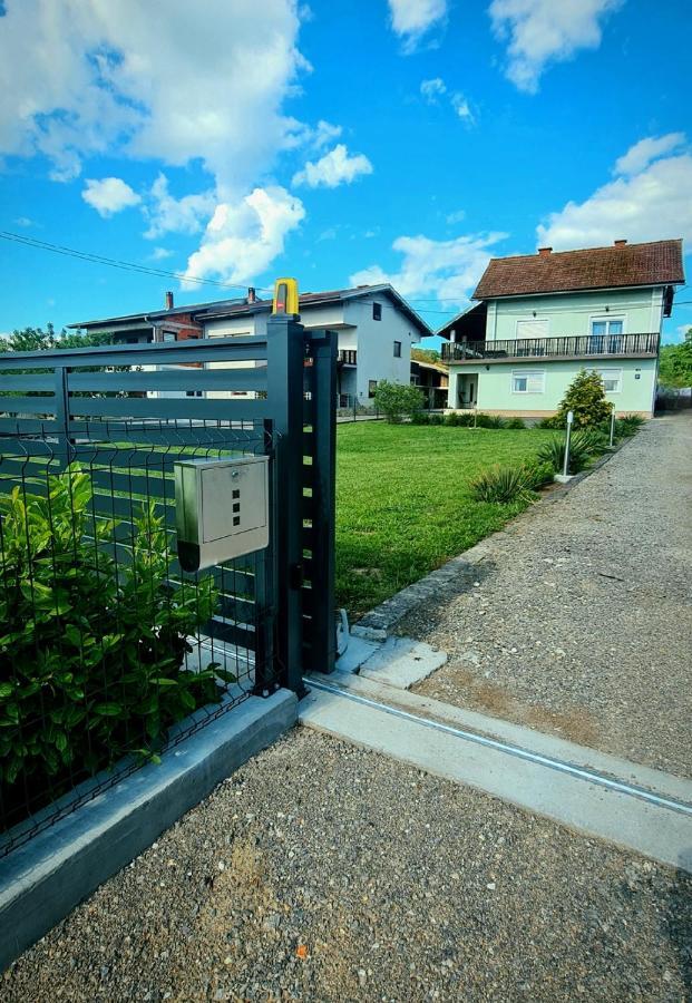 Cozy Room Peny Karlovac Exterior foto